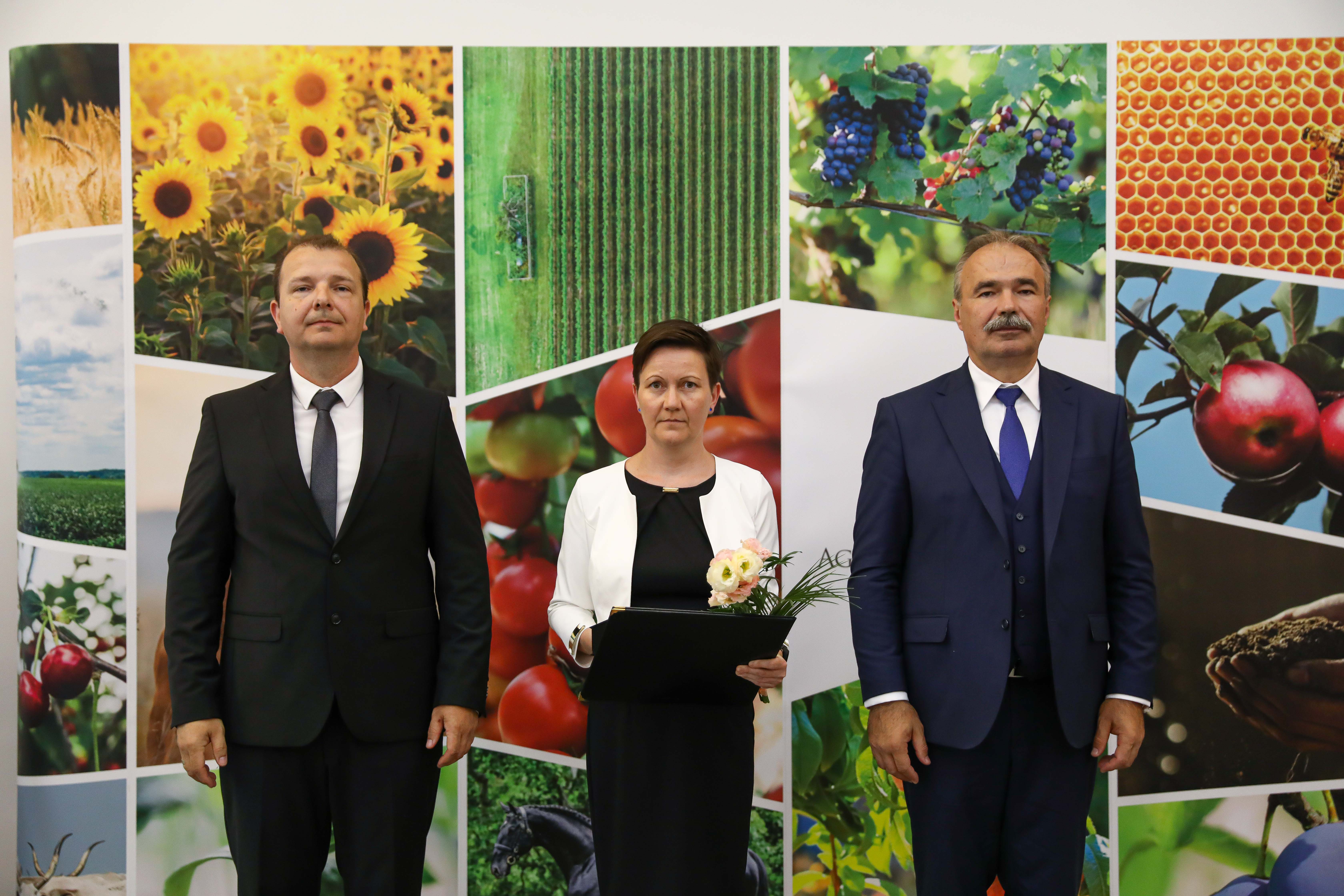 Dr. Stenger-Kovács Csilla