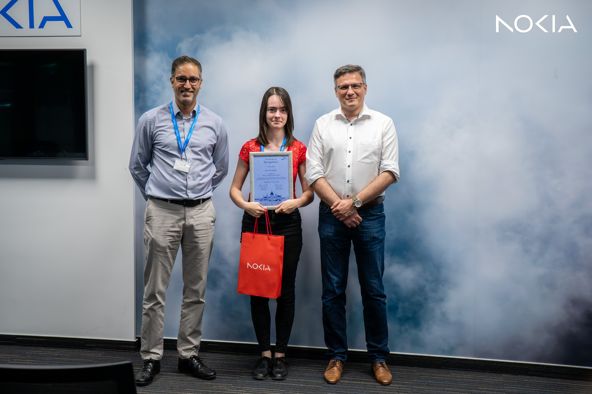 Nokia Young Scientist Award különdíjjal ismerték el Kenyeres Éva hallgatónk munkáját