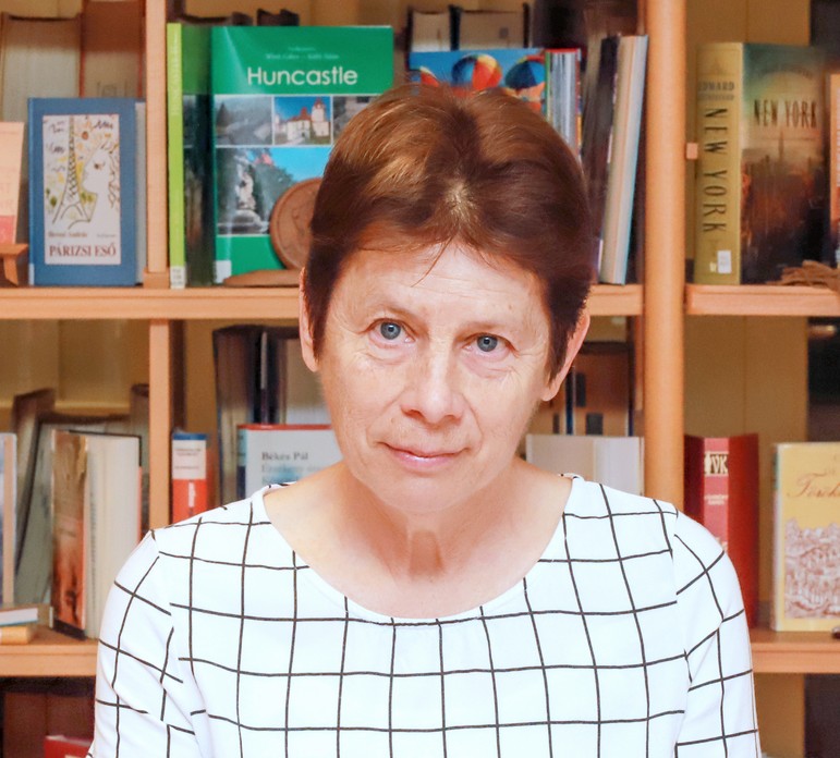 Dr. Katalin Bélafiné Bakó